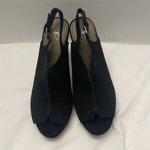 B makowsky shoes